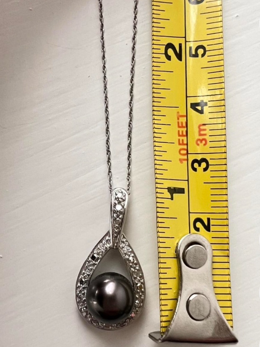 14K white gold Teardrop Pendant Necklace with Tahitian Black/Gray Pearl